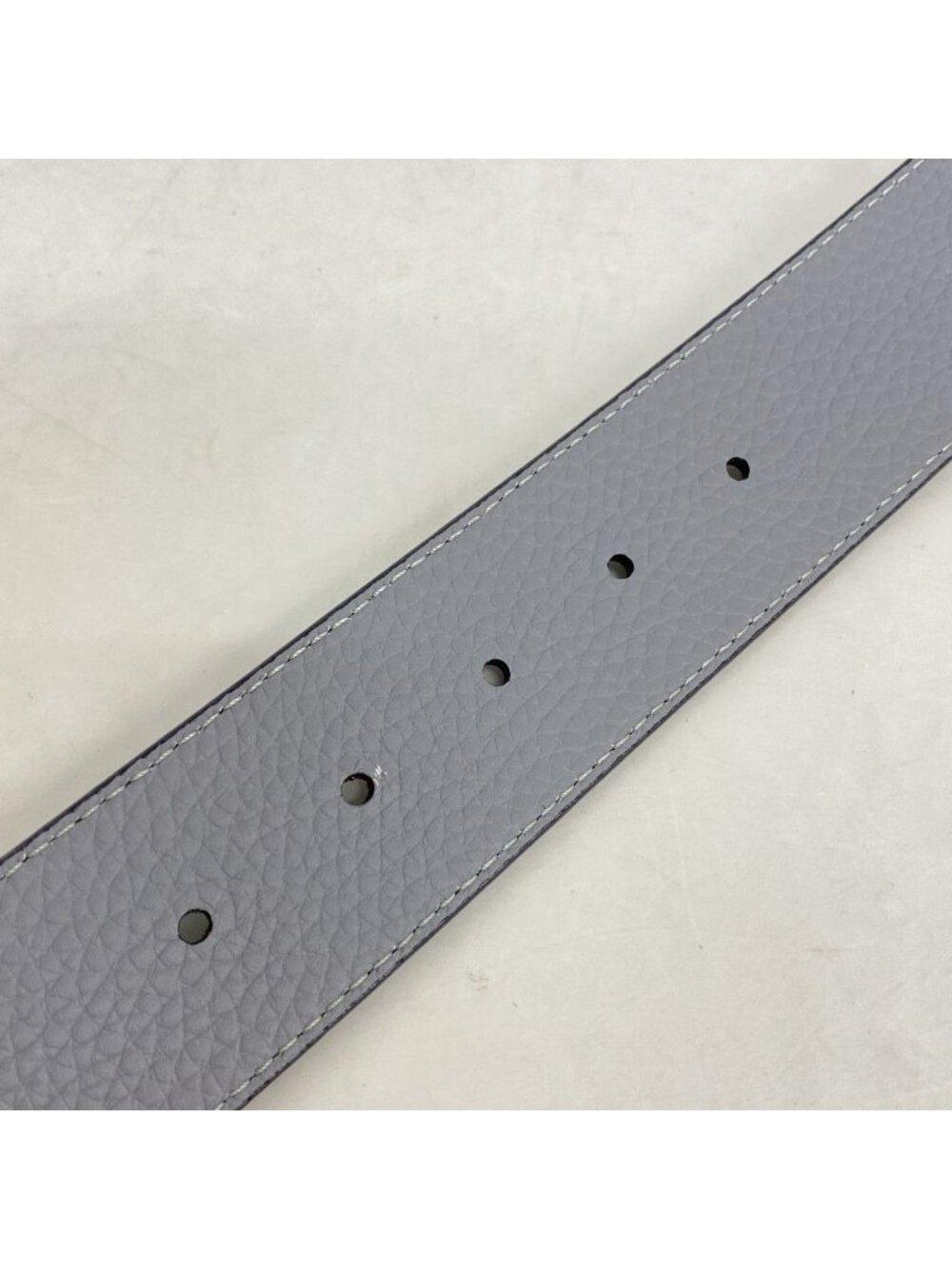 Louis Vuitton Belt Taurillon LV Initial 40 mm Reversible Navy Gray - Picture 5 of 6
